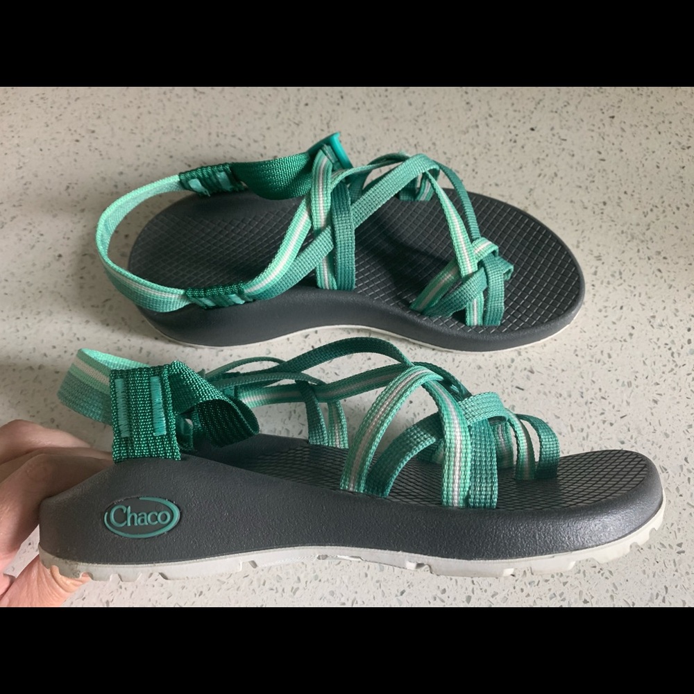 Women’s Chaco ZX/2 Classic sandals size 6
